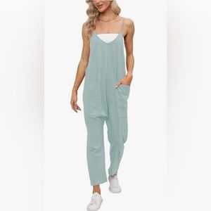 Women's Loose Casual V Neck Sleeveless Overalls With Pockets